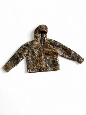 🍂 Realtree Youth Camo Hooded Jacket 🍂
Size 6/7 • Insulated • Zip Front